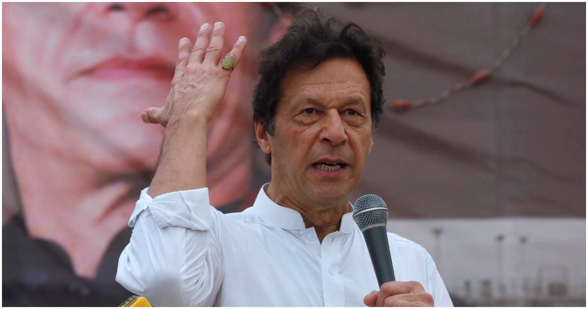 পাকিস্তানের সাবেক প্রধানমন্ত্রী ইমরান খান। ছবি: রয়টার্স